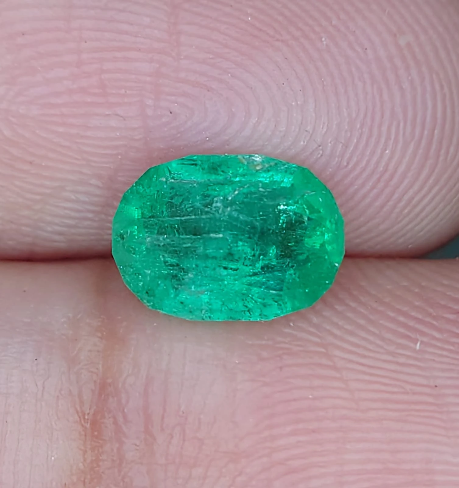 1ct Oval Faceted Natural Pamjshir Emerald from Afghanistan — view 2